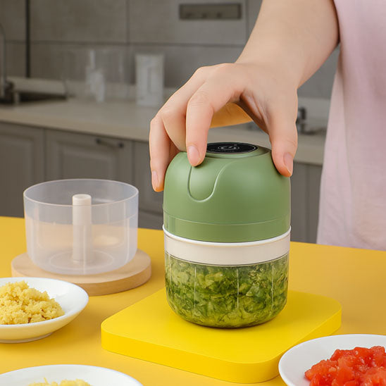 mini-hachoir-electrique-vert