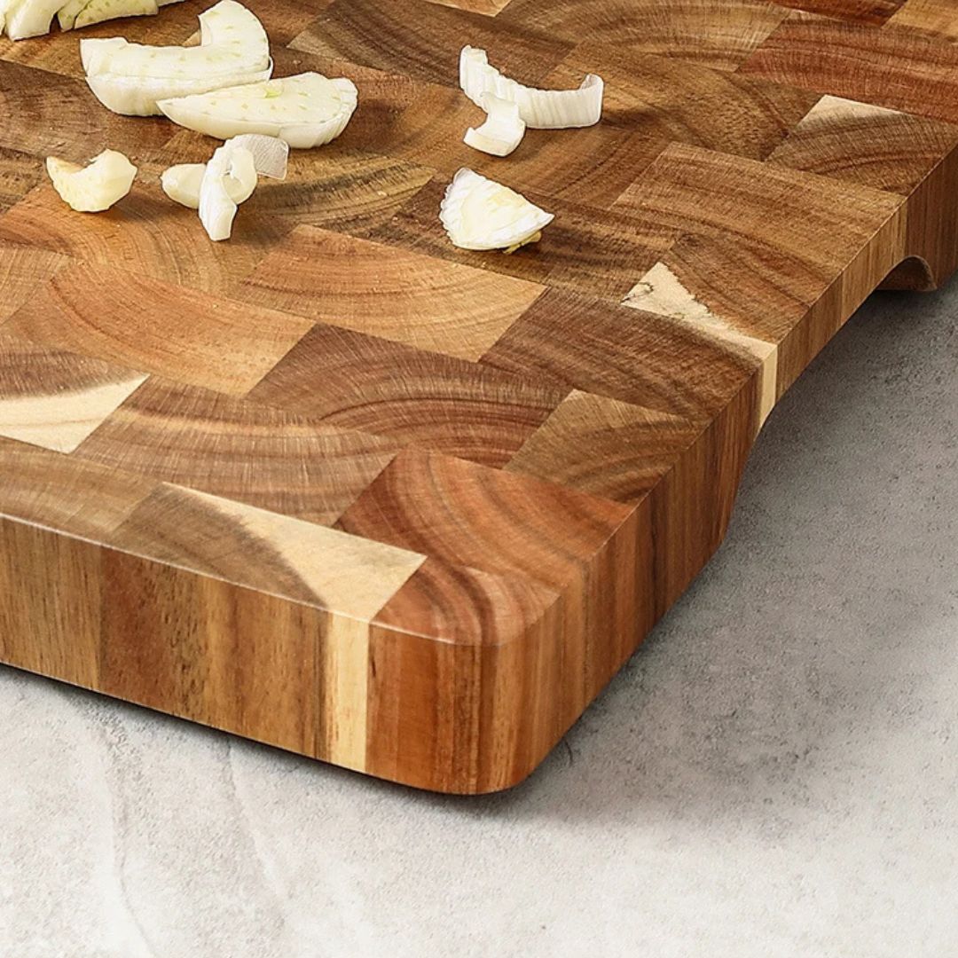 planche-à-découper-en-bois-tout-en-un