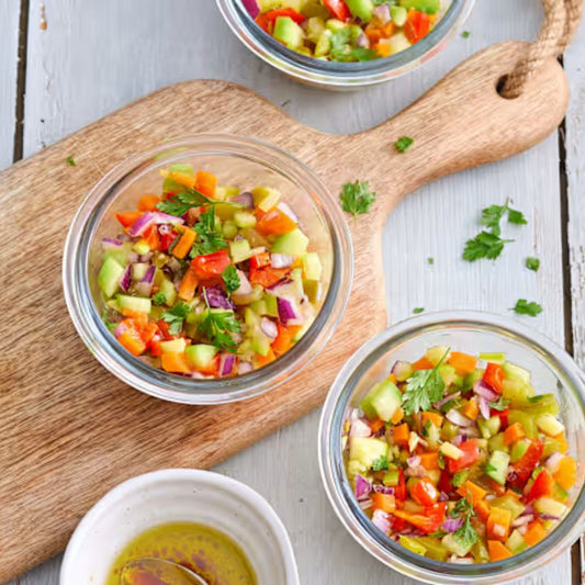 Tartare de légumes maison, une recette rapide et saine avec un hachoir manuel !