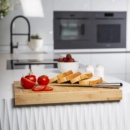 planche à découper en bois pain